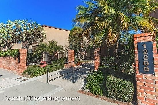 2nd image of 12200 Montecito Rd APT D316
