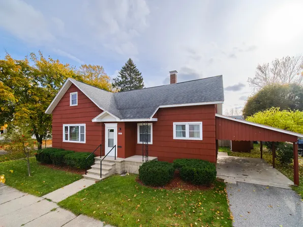 177 8th St, Manistee, MI 49660