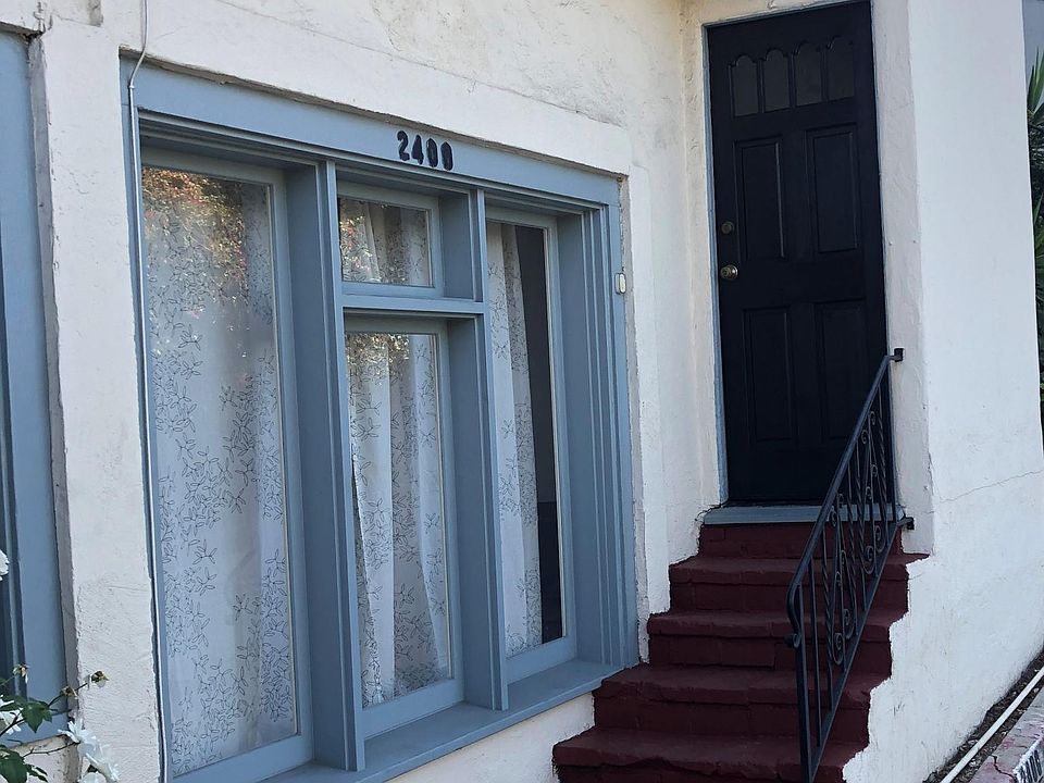 Front of Mixville Duplex.