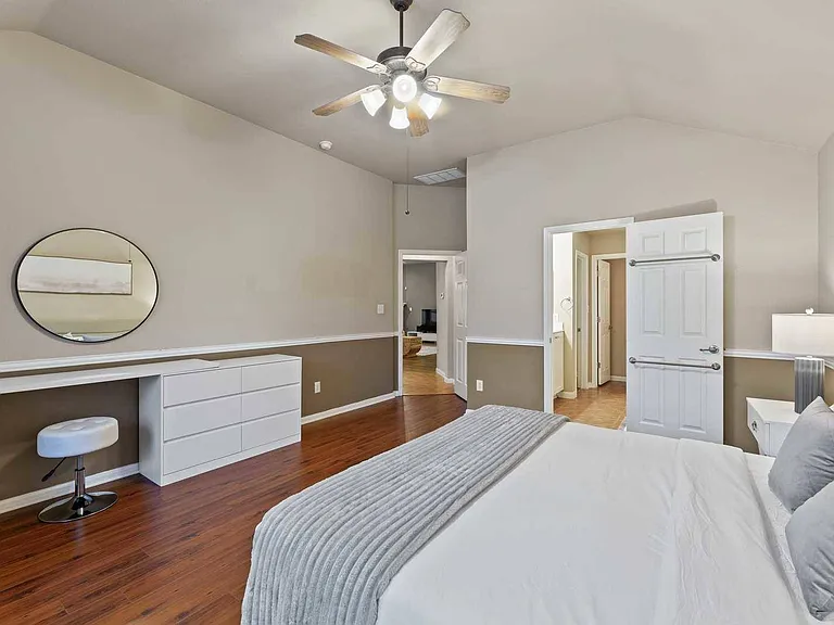 9424 Morgan Creek Dr — Photo 20