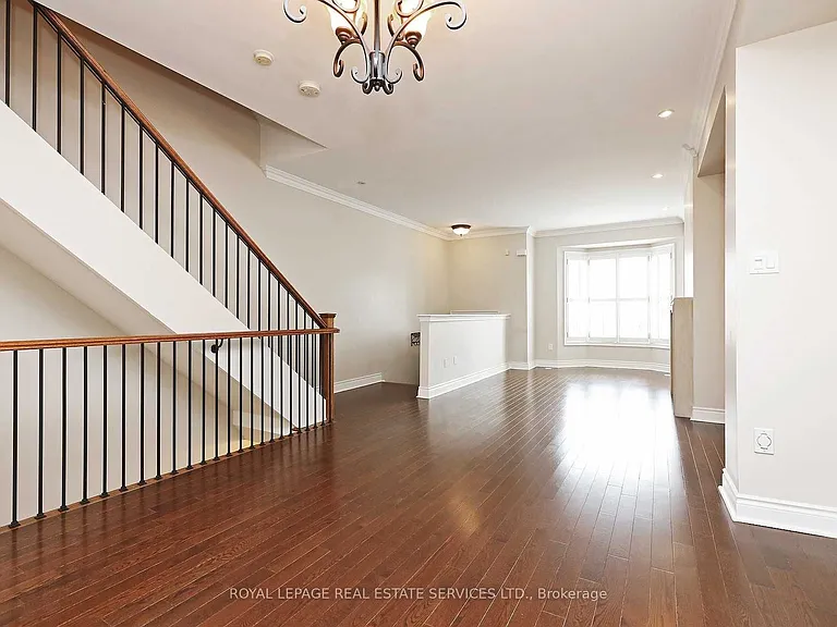 20 Shires Ln #1 — Photo 3