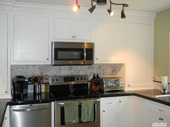 4th image of 391 S Ocean Ave