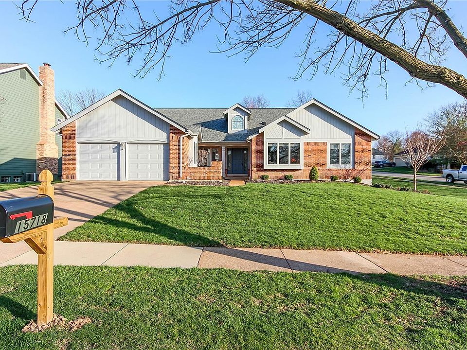 1st image of 15718 Heathercroft Dr