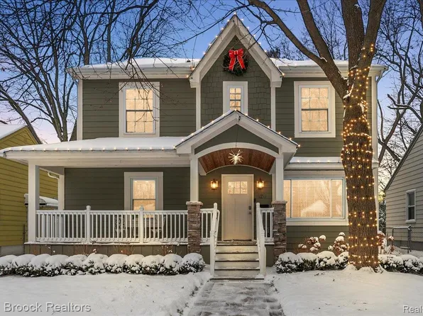 1211 N Blair Ave, Royal Oak, MI 48067