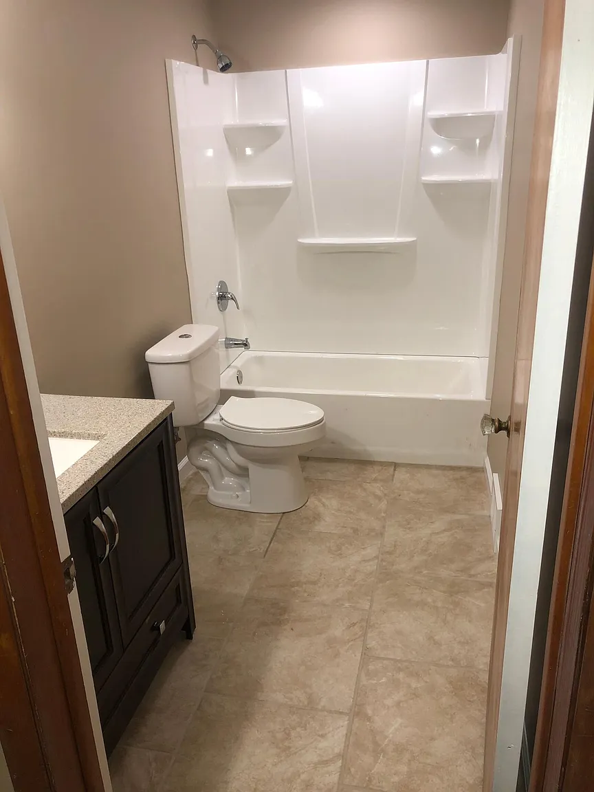 1602 Country Club Ave photo 1