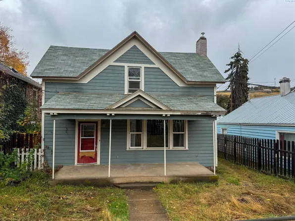 612 S Mill St, Colfax, WA 99111