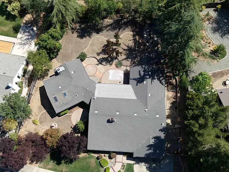 2628 Superior Dr — Photo 4