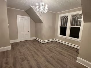 54 Salem St APT 5, Andover, MA 01810