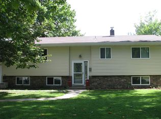 802 Willow Ln, Grand Rapids, MN 55744