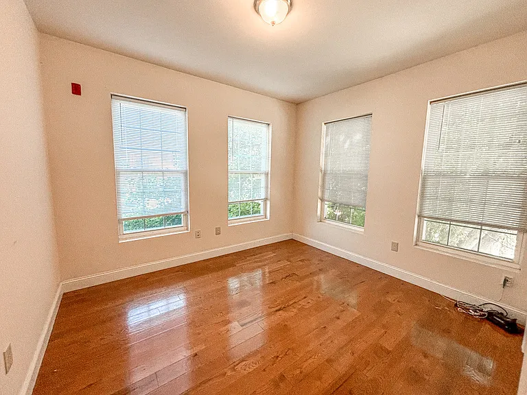 921 Ridge Ave #3D — Photo 17