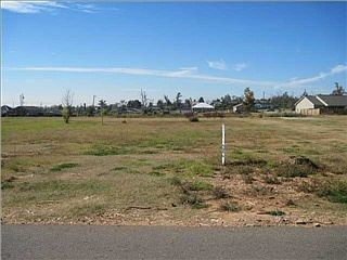 2nd image of 418 30th Ave E