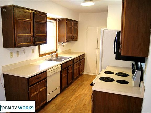 5th image of 1320 W Park Ave