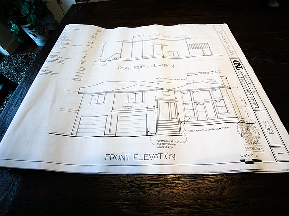 3rd image of 714 Golf Course Rd