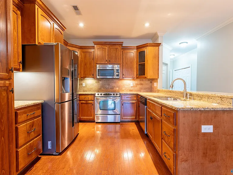 525 W Mossyleaf Dr SW — Photo 25