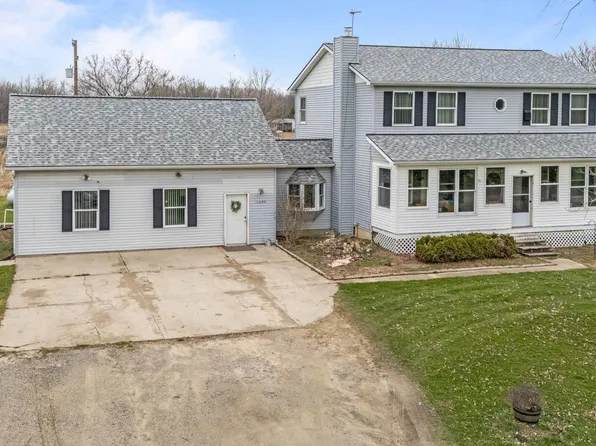 11600 Sargent Rd, Fowlerville, MI 48836