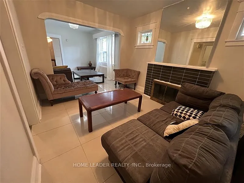 2 bed, $2,550 — Photo 2