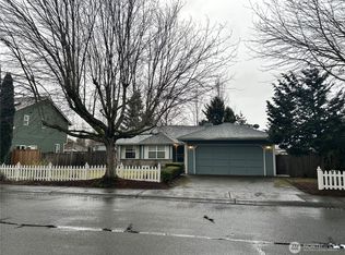 277 Chinook Ave, Enumclaw, WA 98022