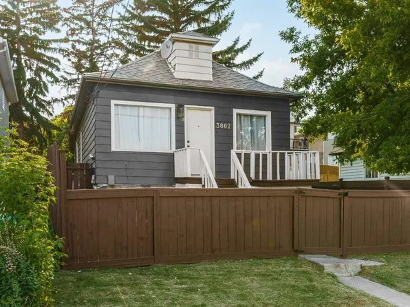 3807 E 1st St NE, Calgary, AB T2E 3E1