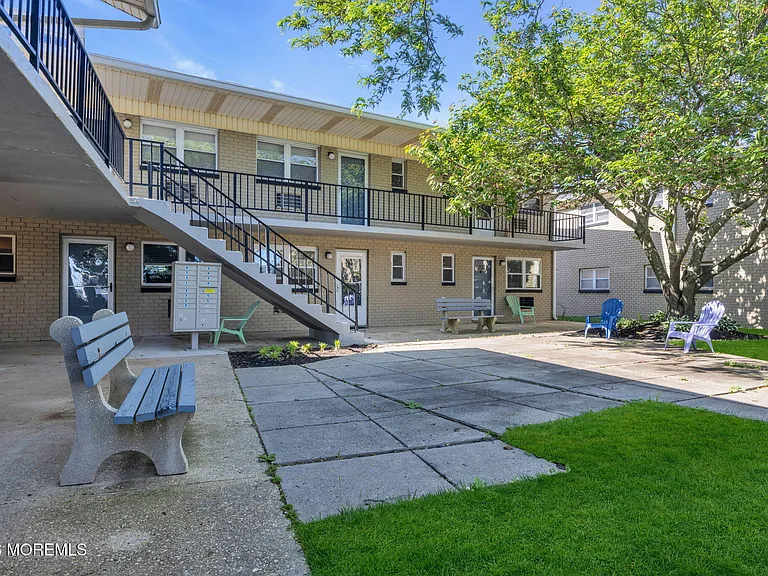 455 Ocean Blvd #21 — Photo 14