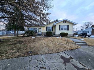 862 Ridgeway Ave, Vincennes, IN 47591