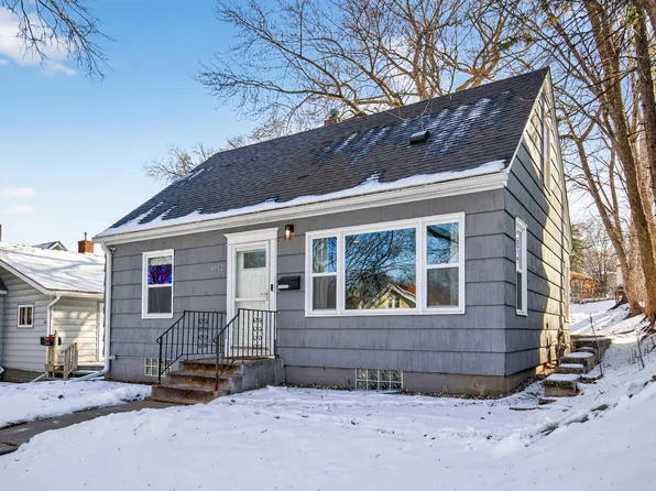 1032 Margaret St, Saint Paul, MN 55106