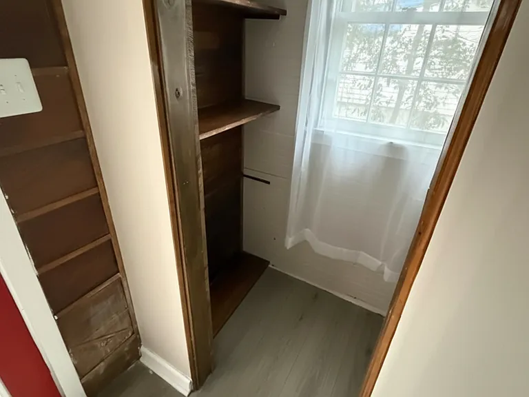 391 Madison St — Photo 8