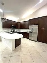 4 bed, 2.5 bath, $4,500 — Photo 4