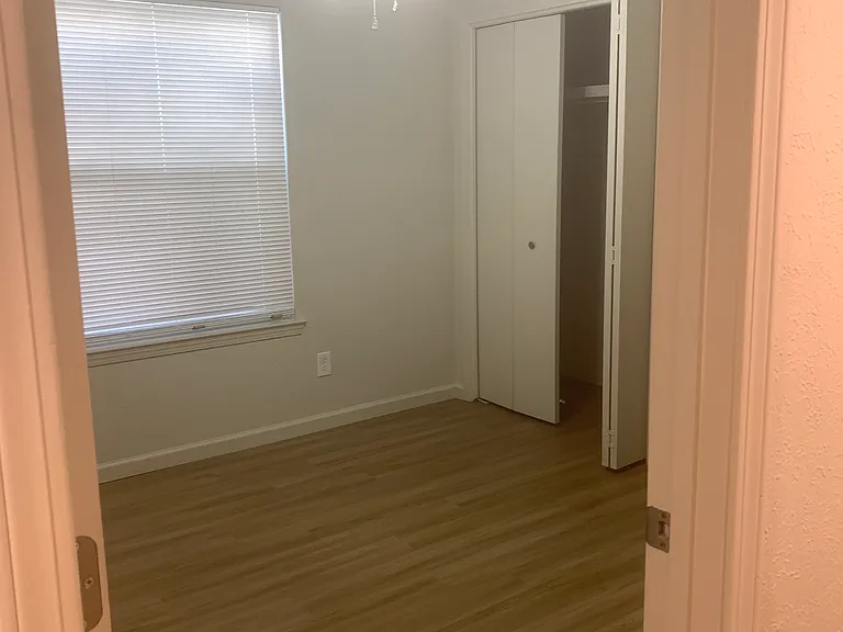2 Bedroom in a Quiet Foothills Triplex — Photo 9
