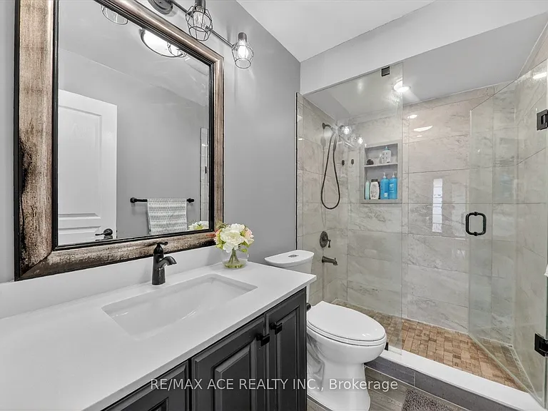 12 Smoothwater Ter #MAIN — Photo 33
