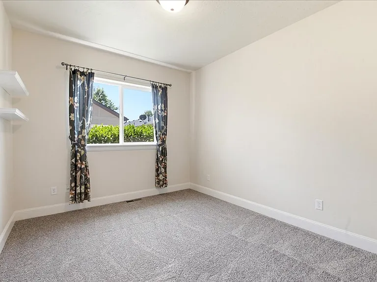 1415 E Summerheights Dr — Photo 28