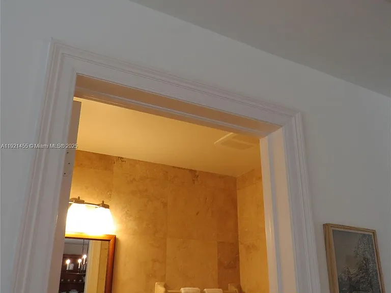 404 S Beach Rd — Photo 6