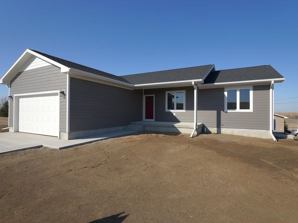 192 Novak St, Platte Center, NE 68653