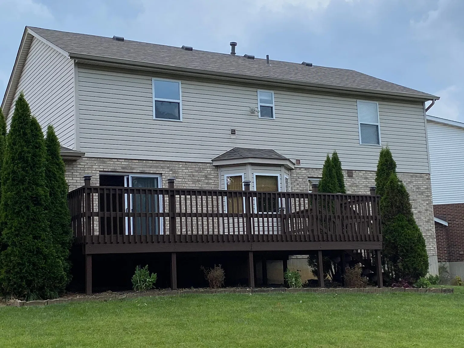 4 bed, 2.5 bath, 1986 sqft, $2,600 — Photo 3