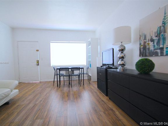 5th image of 1135 Euclid Ave APT 12