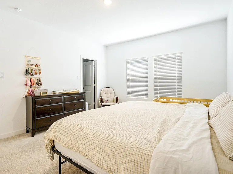 2608 Ontario Dr — Photo 15