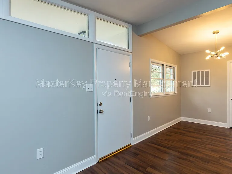 6313 Johnsdale Rd — Photo 8