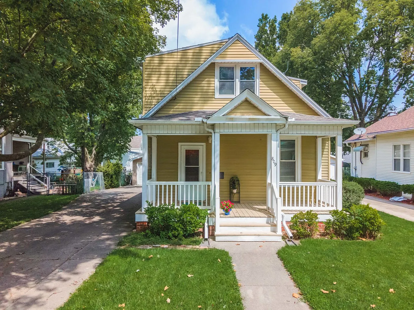 809 W Oakland Ave photo 1