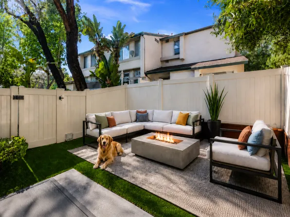 8775 Gilman Dr Unit D, La Jolla, CA 92037