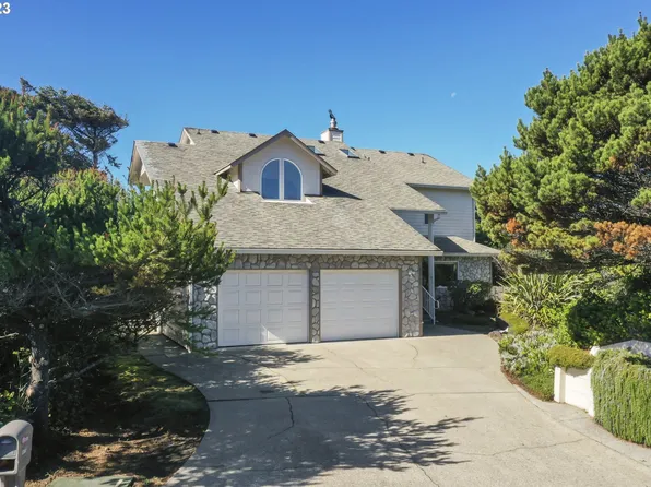 88774 Shoreline Dr, Florence, OR 97439