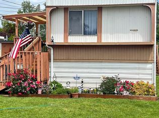 34956 Seavey Loop Rd UNIT 27, Eugene, OR 97405