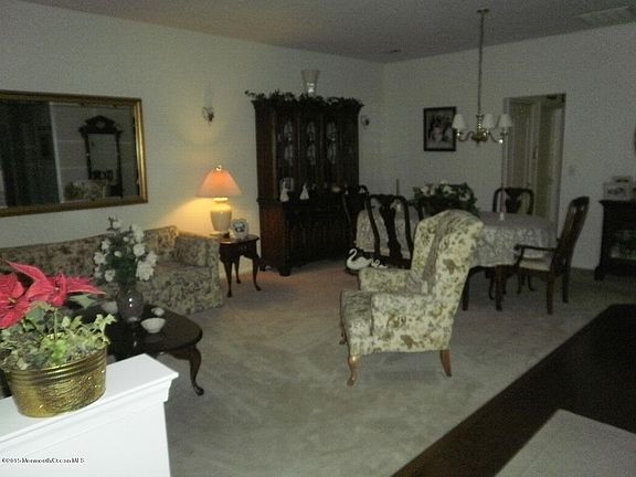 5th image of 13 Green Willows Drive