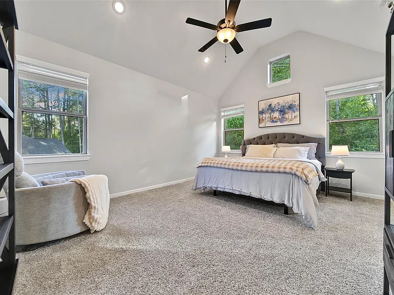 104 Red Cascade Ct — Photo 16