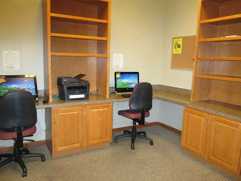 Alison Pointe Apartments — Photo 2