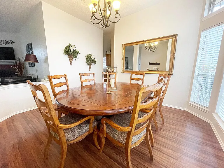 8306 Trail Lake Dr — Photo 35