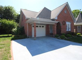 524 Leston Gilbert Dr, Kernersville, NC 27284