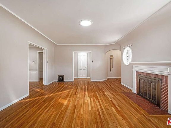5th image of 1843 S Crescent Heights Blvd