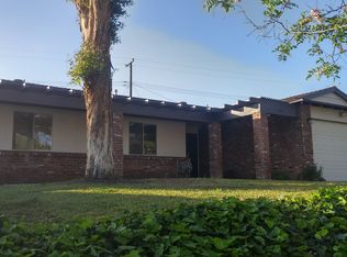 2121 Longview Dr, Corona, CA 92882