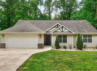 143 Swiper Dr, Smithville, TN 37166