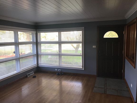 3rd image of 10010 S 82nd Ave