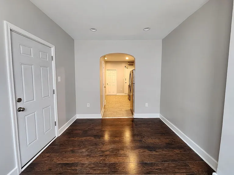 3114 W Gordon St — Photo 2